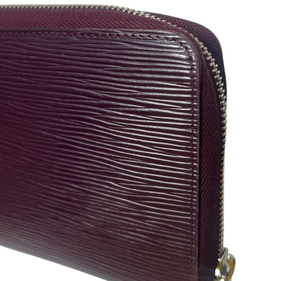 Louis Vuitton 2008 France Purple Epi Zip Around Wallet - Picture 10 of 14